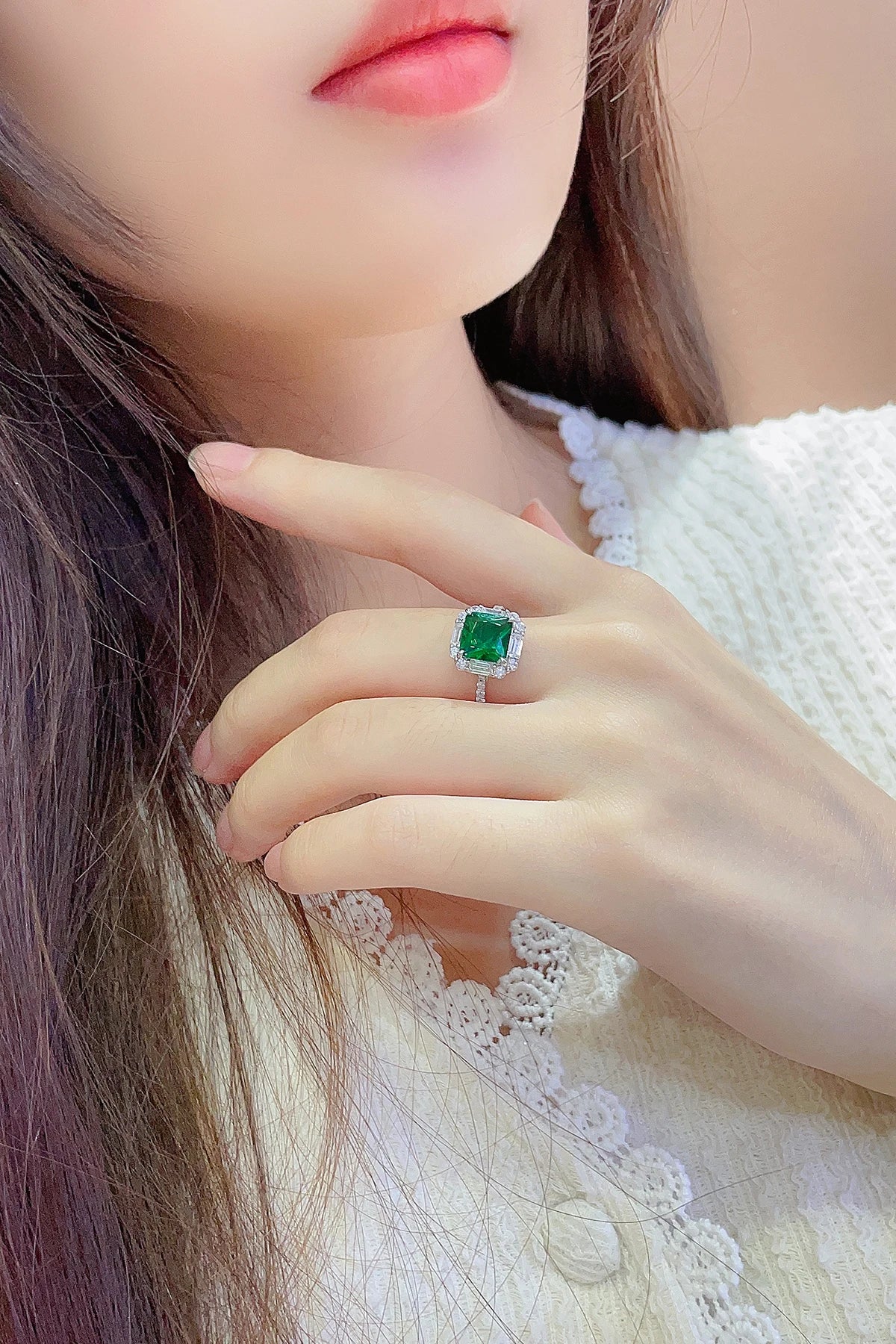 Lab Grown Emerald Gemstone Hydrothermal Columbian Emerald Woman Ring 925 Sterling Silver