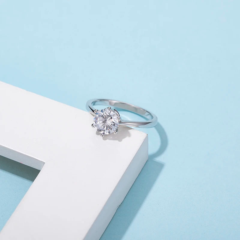 925 Lab Created Diamond Solitaire Engagement Rings 5 Prong Round Moissanite Side Stone Ring for Women