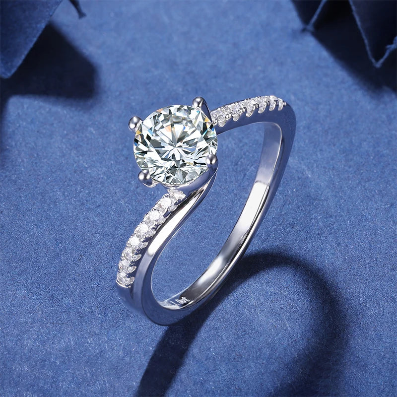 1ct Moissanite Stone Classic Design White Gold Plated Jewelry 925 Silver Engagement Ring for Gift